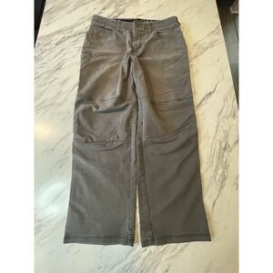 Cabela's Men's Gray Outdoor Pants Size 32x30. Classic Fit. Fits 34x27.